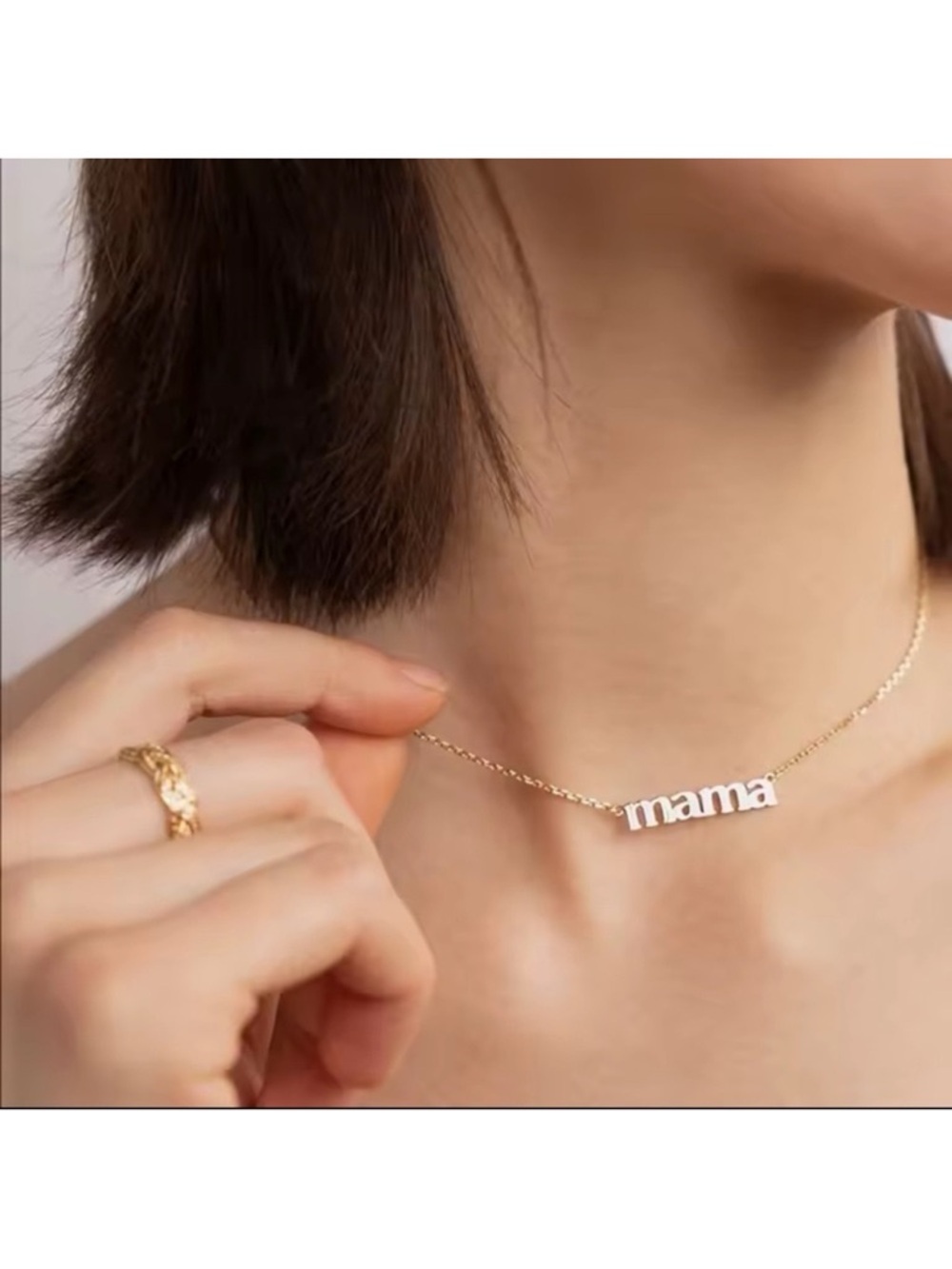 Mama Gold Nameplate Necklace - Elegant Women’s Jewelry - Picture 4 of 4
